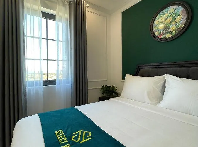Selecthotel 3* Hạ Long