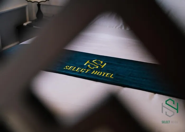 Selecthotel Hạ Long