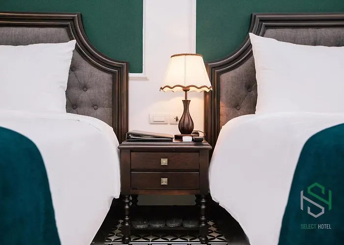 Selecthotel 3* Hạ Long